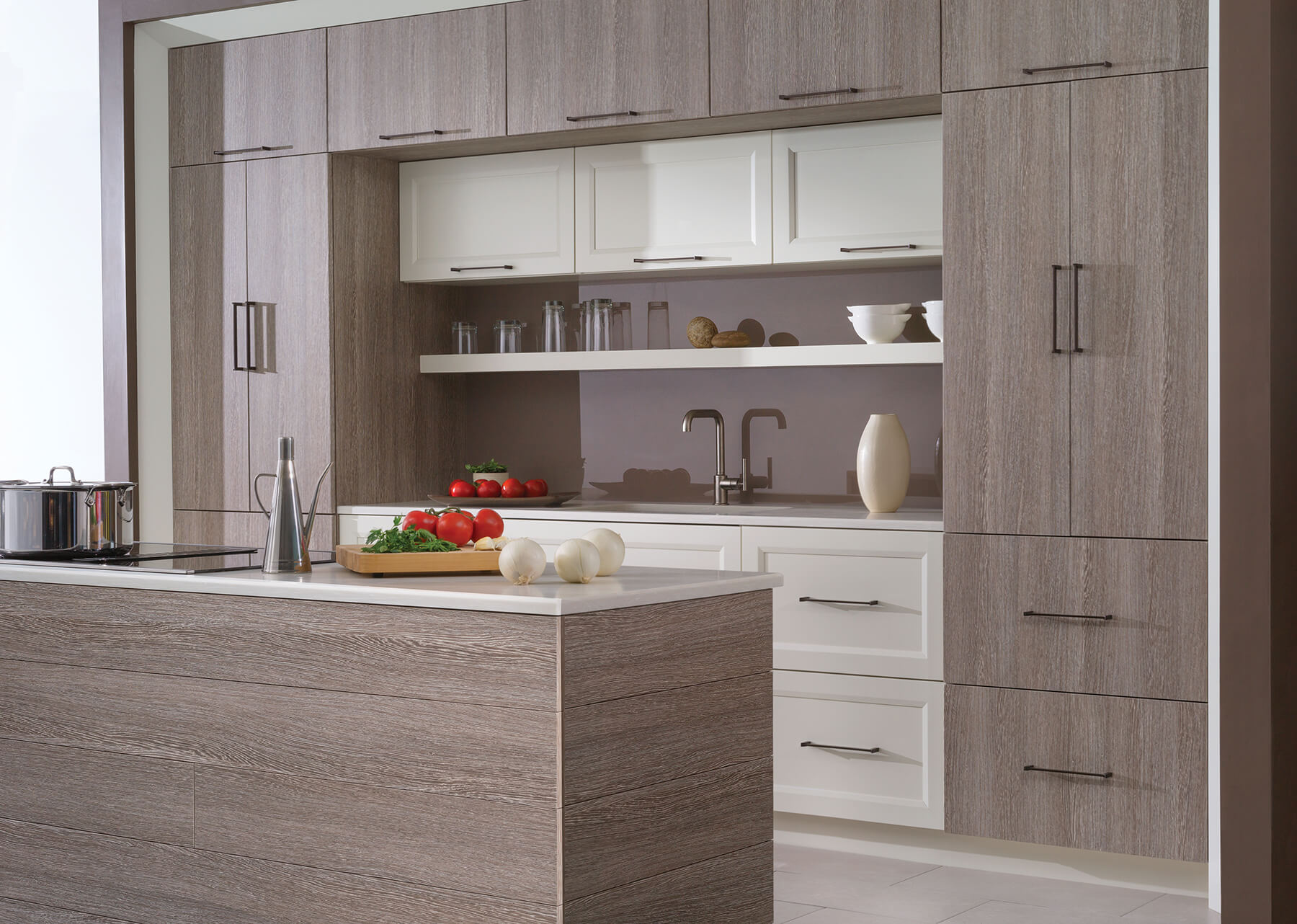 How to Update Laminate Kitchen Cabinets